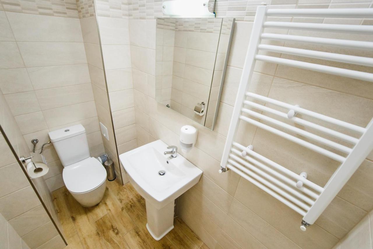 Sunny View 2 Bedroom Central Apartment Oradea Zewnętrze zdjęcie