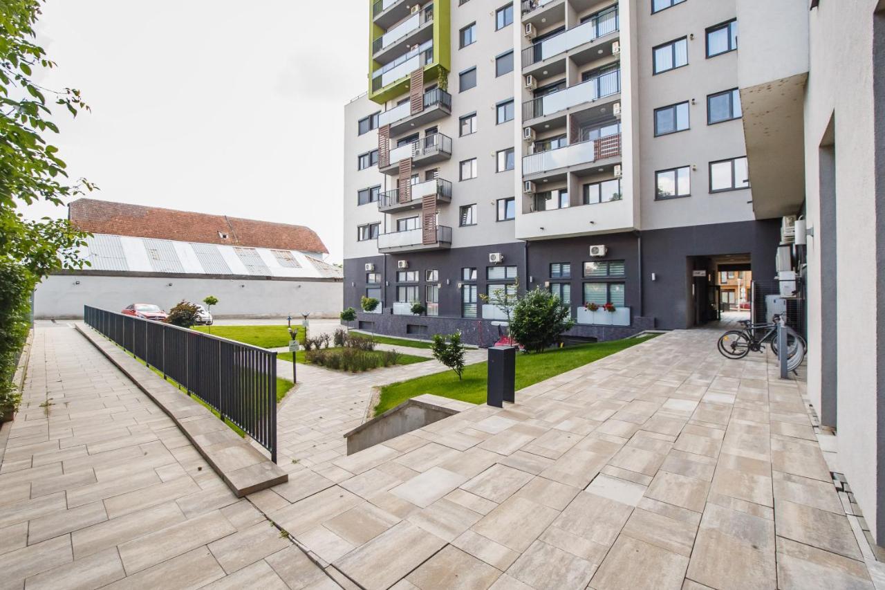 Sunny View 2 Bedroom Central Apartment Oradea Zewnętrze zdjęcie