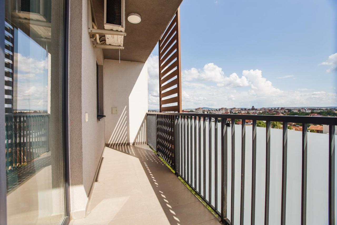 Sunny View 2 Bedroom Central Apartment Oradea Zewnętrze zdjęcie