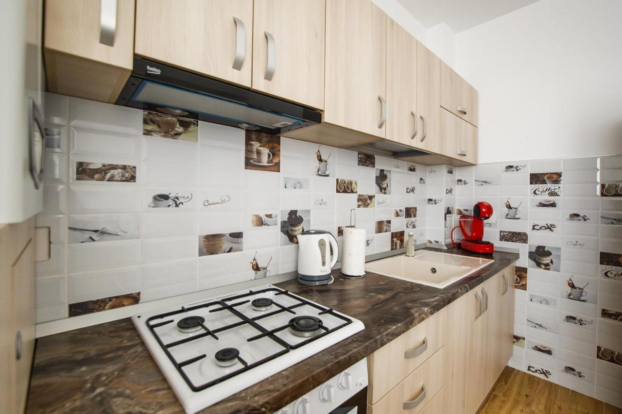 Sunny View 2 Bedroom Central Apartment Oradea Zewnętrze zdjęcie